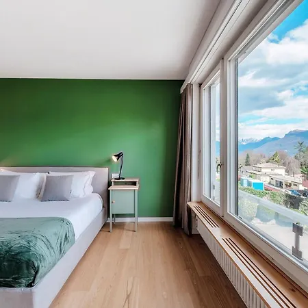 Luminosa By Quokka 360 - With Balcony 10 Minutes From Lugano Apartment Collina d'Oro
